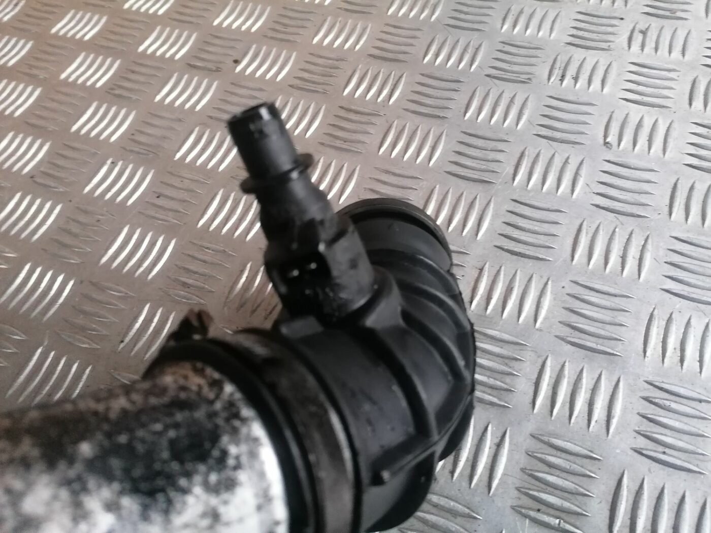 Gaisa filtra korpusa caurule priekš VOLVO S60 2004 5 Gaisa filtra korpusa caurule priekš VOLVO S60 2004