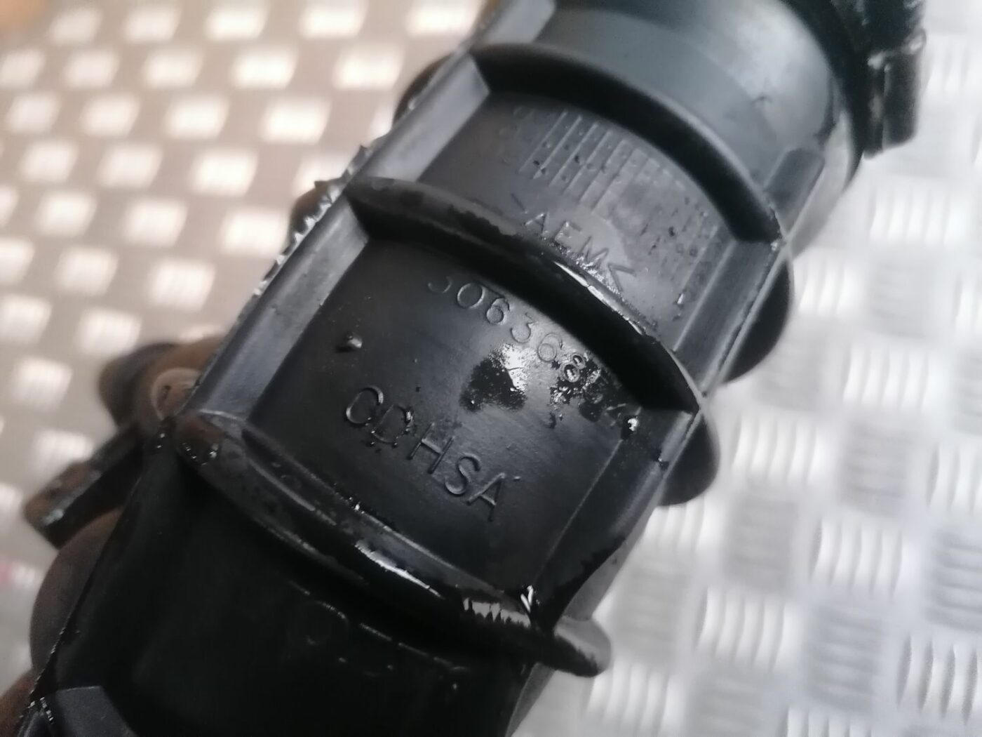 Gaisa filtra korpusa caurule priekš VOLVO S60 2004 4 Gaisa filtra korpusa caurule priekš VOLVO S60 2004