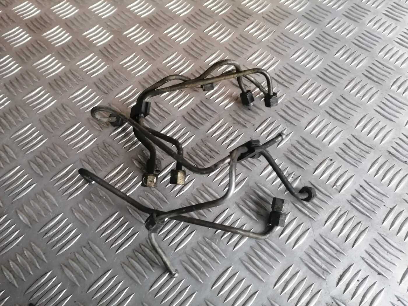 Degvielas caurule priekš VOLVO S60 2004 1 Degvielas caurule priekš VOLVO S60 2004