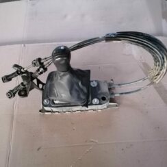 Ātrumu pārslēgšanas slēdzis priekš SKODA YETI 2012