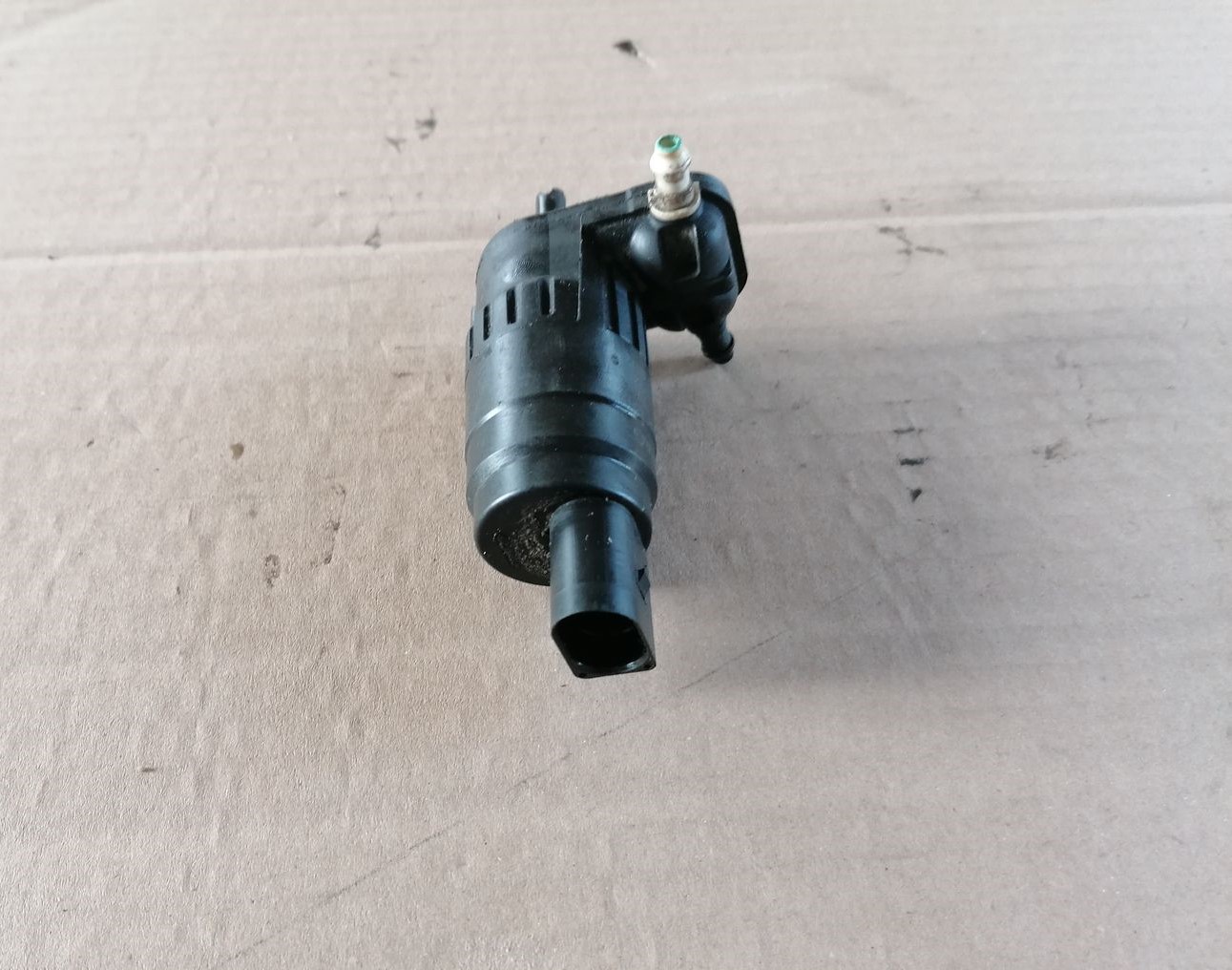 Mazgātāja šķidruma sūknis priekš SKODA YETI 2012