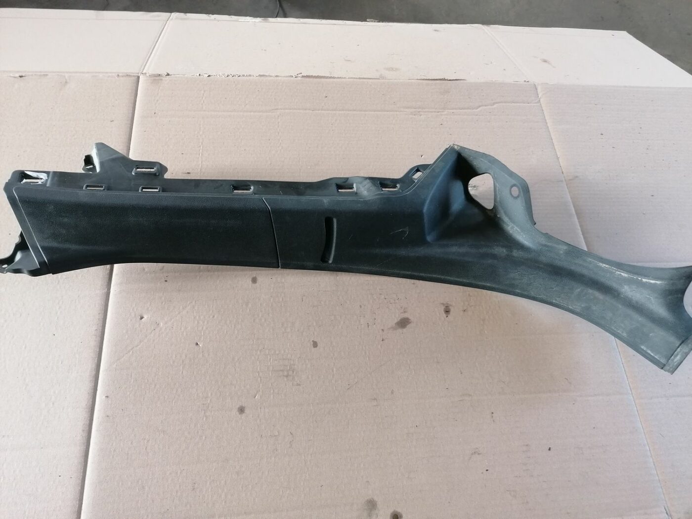 Sliekšņa aizmugurēja laba uzlika (salonā) priekš SKODA YETI 2012 1 Sliekšņa aizmugurēja laba uzlika (salonā) priekš SKODA YETI 2012