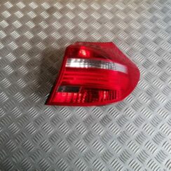 Aizmugurējais labais lukturis priekš BMW 1 E87 2007 GRAPHITE