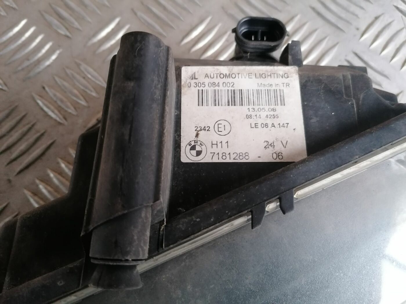 Miglas lukturis priekšā labajā pusē priekš BMW 1 E87 2007 GRAPHITE 7 Miglas lukturis priekšā labajā pusē priekš BMW 1 E87 2007 GRAPHITE