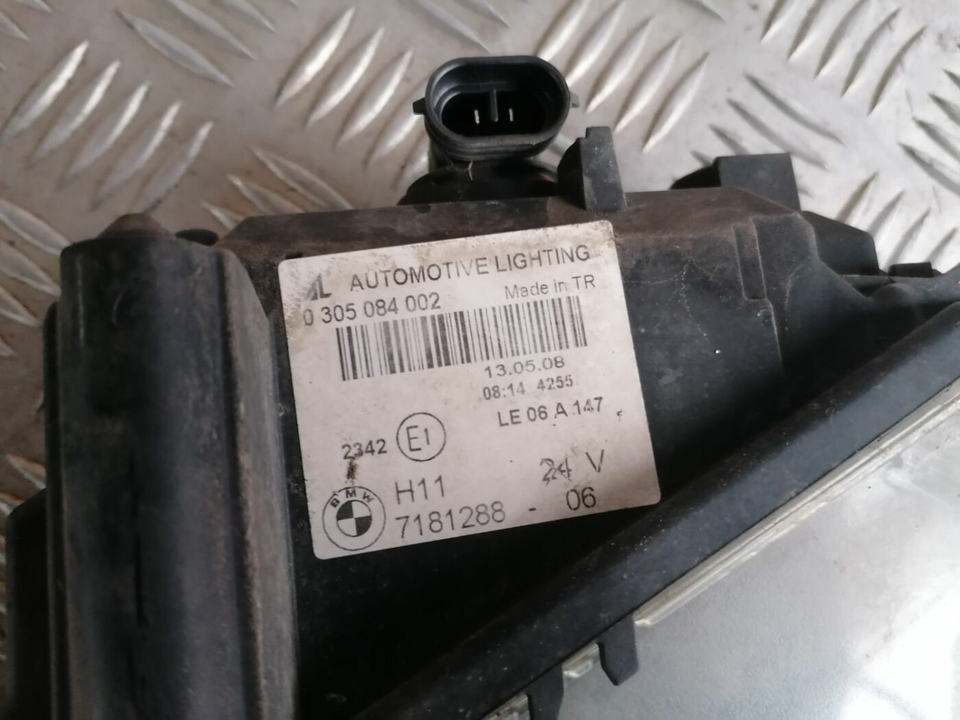 Miglas lukturis priekšā labajā pusē priekš BMW 1 E87 2007 GRAPHITE 6 Miglas lukturis priekšā labajā pusē priekš BMW 1 E87 2007 GRAPHITE