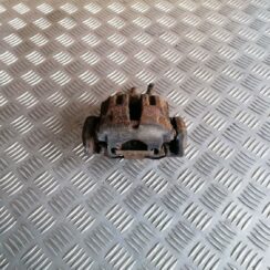 Aizmugurējais kreisais suports priekš BMW 1 E87 2007 GRAPHITE