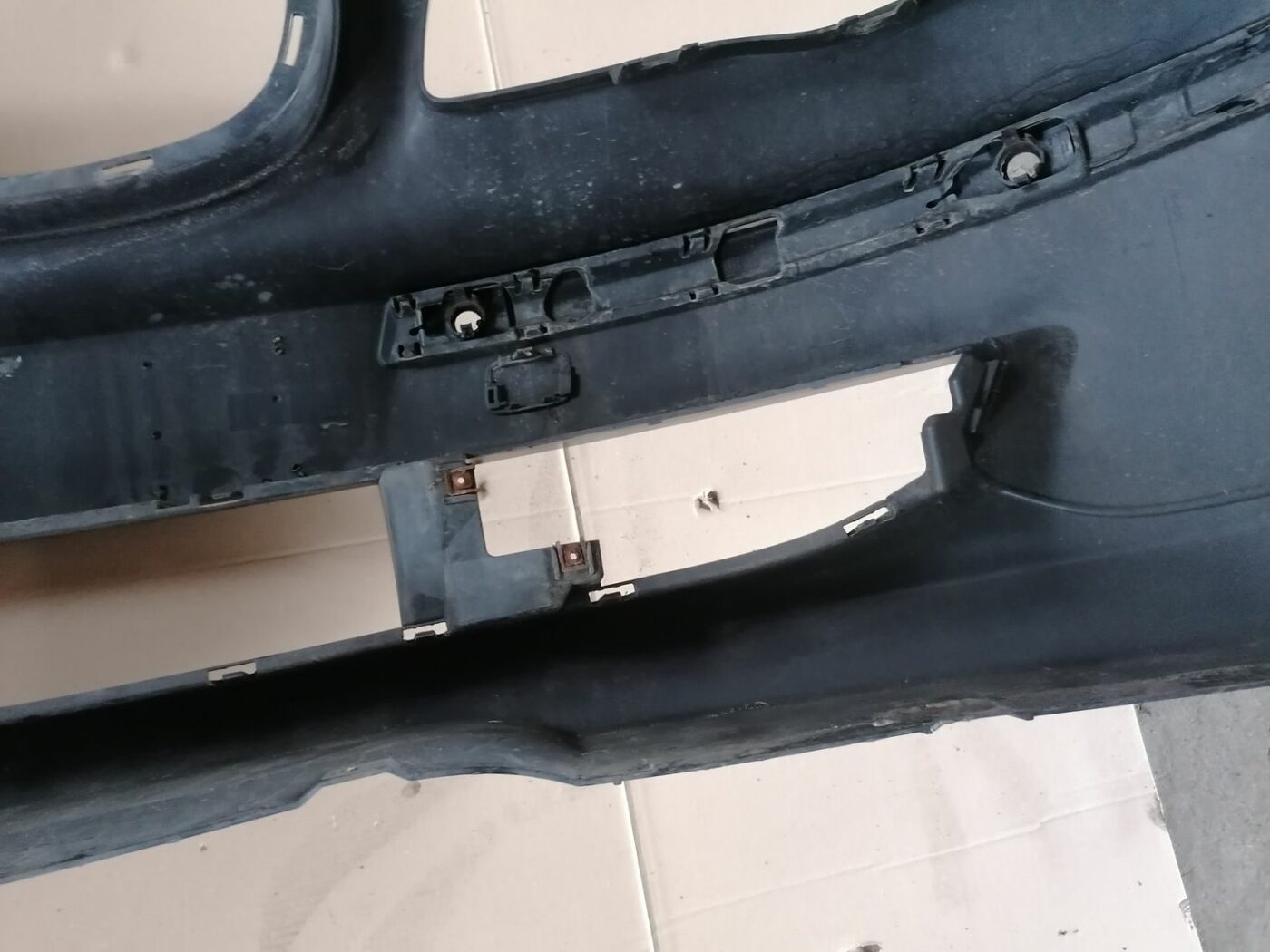 Priekšējais buferis priekš BMW 1 E87 2007 GRAPHITE 3 Priekšējais buferis priekš BMW 1 E87 2007 GRAPHITE