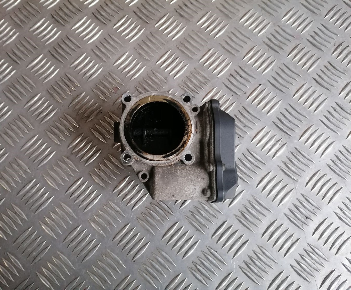 Droseļvārsts priekš SKODA OCTAVIA 2012