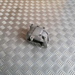 Dzinēja spilvens priekš SKODA OCTAVIA 2012