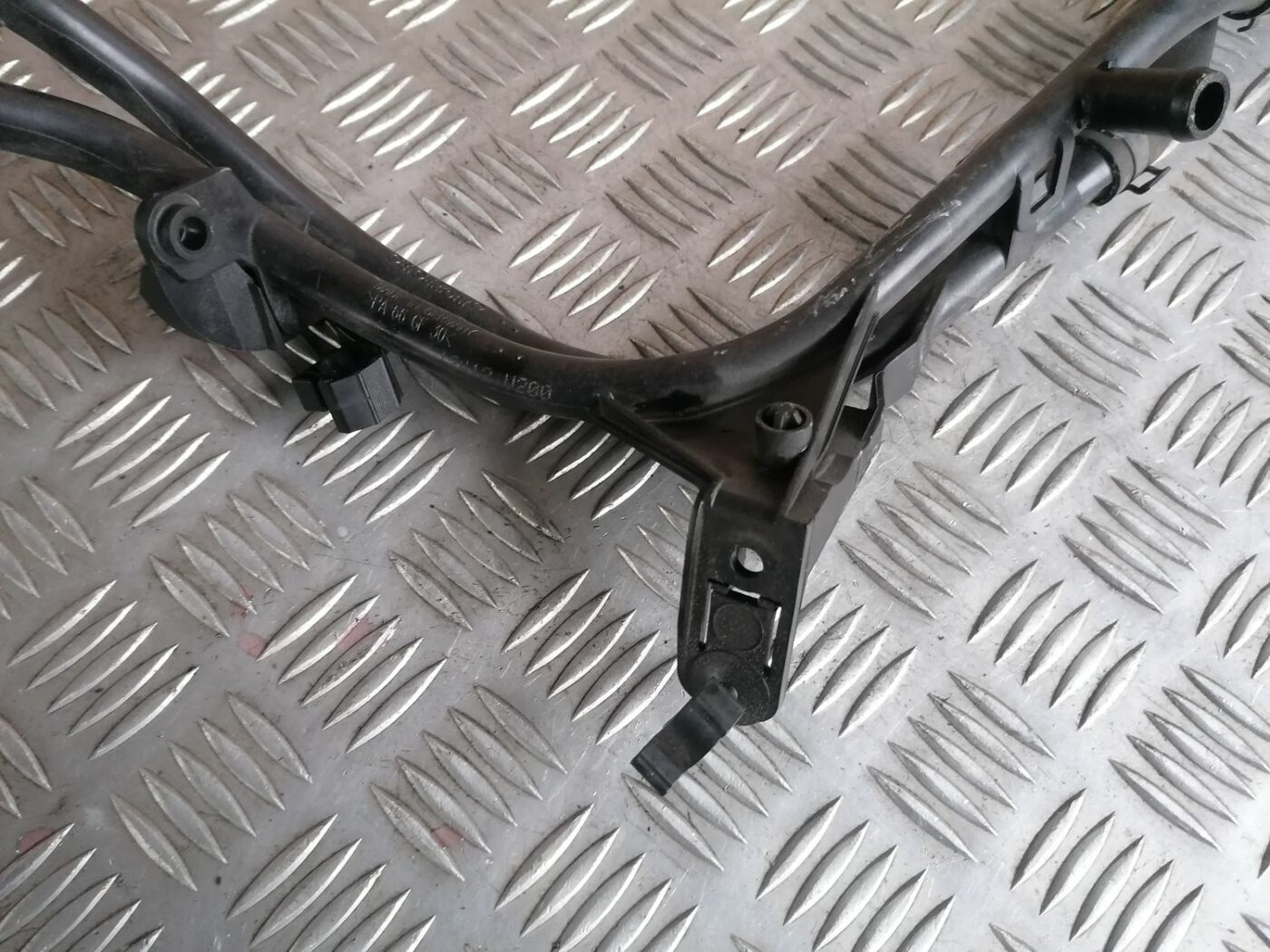 Dzesēšanas caurules priekš SKODA OCTAVIA 2012 4 Dzesēšanas caurules priekš SKODA OCTAVIA 2012