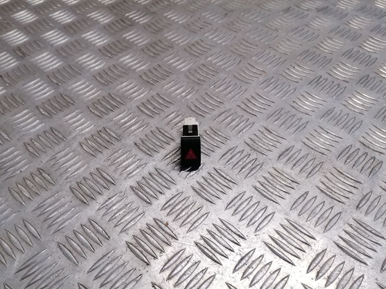 Trauksmes poga priekš SKODA OCTAVIA 2012 1 Trauksmes poga priekš SKODA OCTAVIA 2012