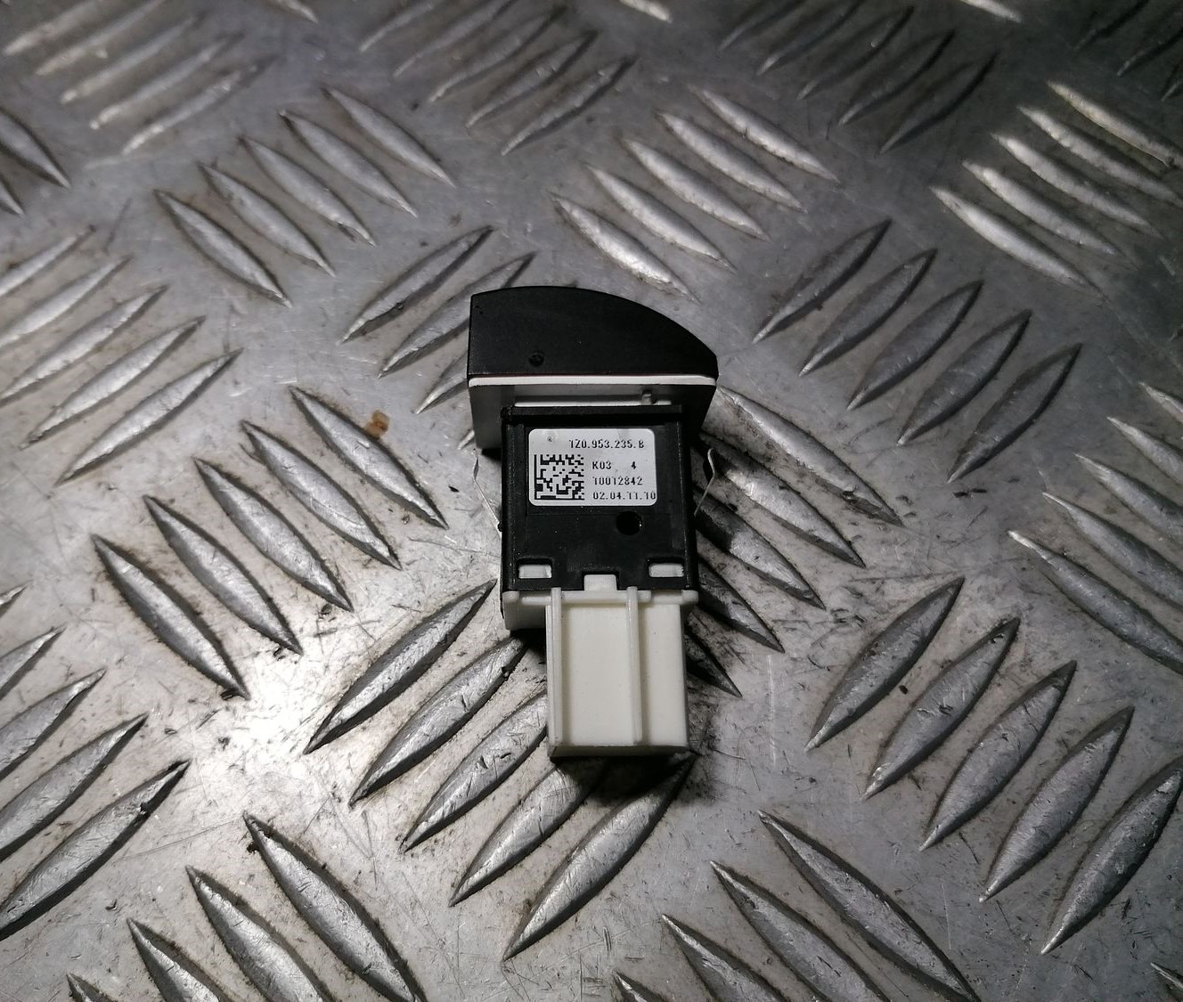 Trauksmes poga priekš SKODA OCTAVIA 2012 5 Trauksmes poga priekš SKODA OCTAVIA 2012