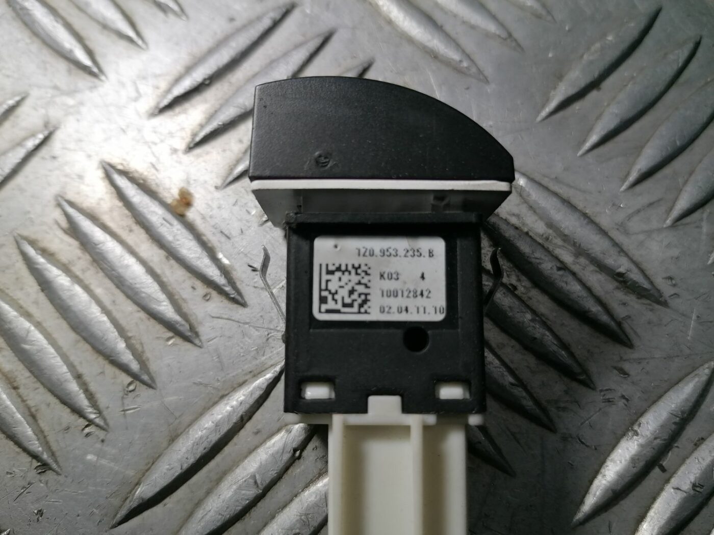 Trauksmes poga priekš SKODA OCTAVIA 2012 4 Trauksmes poga priekš SKODA OCTAVIA 2012