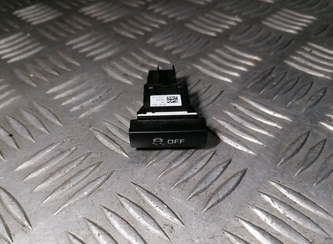 ESP poga priekš SKODA OCTAVIA 2012 2 ESP poga priekš SKODA OCTAVIA 2012