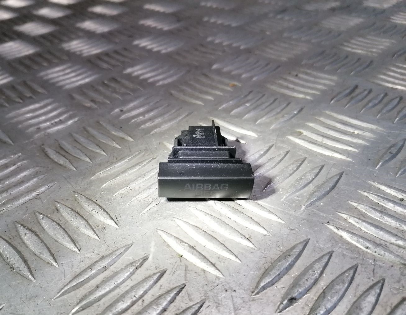 Drošības spilvena indikators priekš SKODA OCTAVIA 2012 2 Drošības spilvena indikators priekš SKODA OCTAVIA 2012