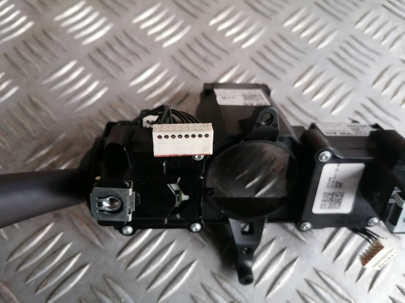 Stūres statnes slēdzis priekš SKODA OCTAVIA 2012