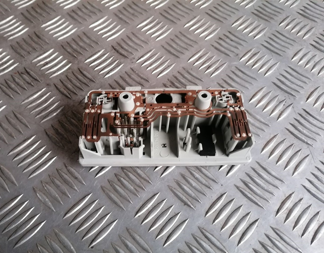 Priekšējo sēdvietu apgaismojums priekš SKODA OCTAVIA 2012