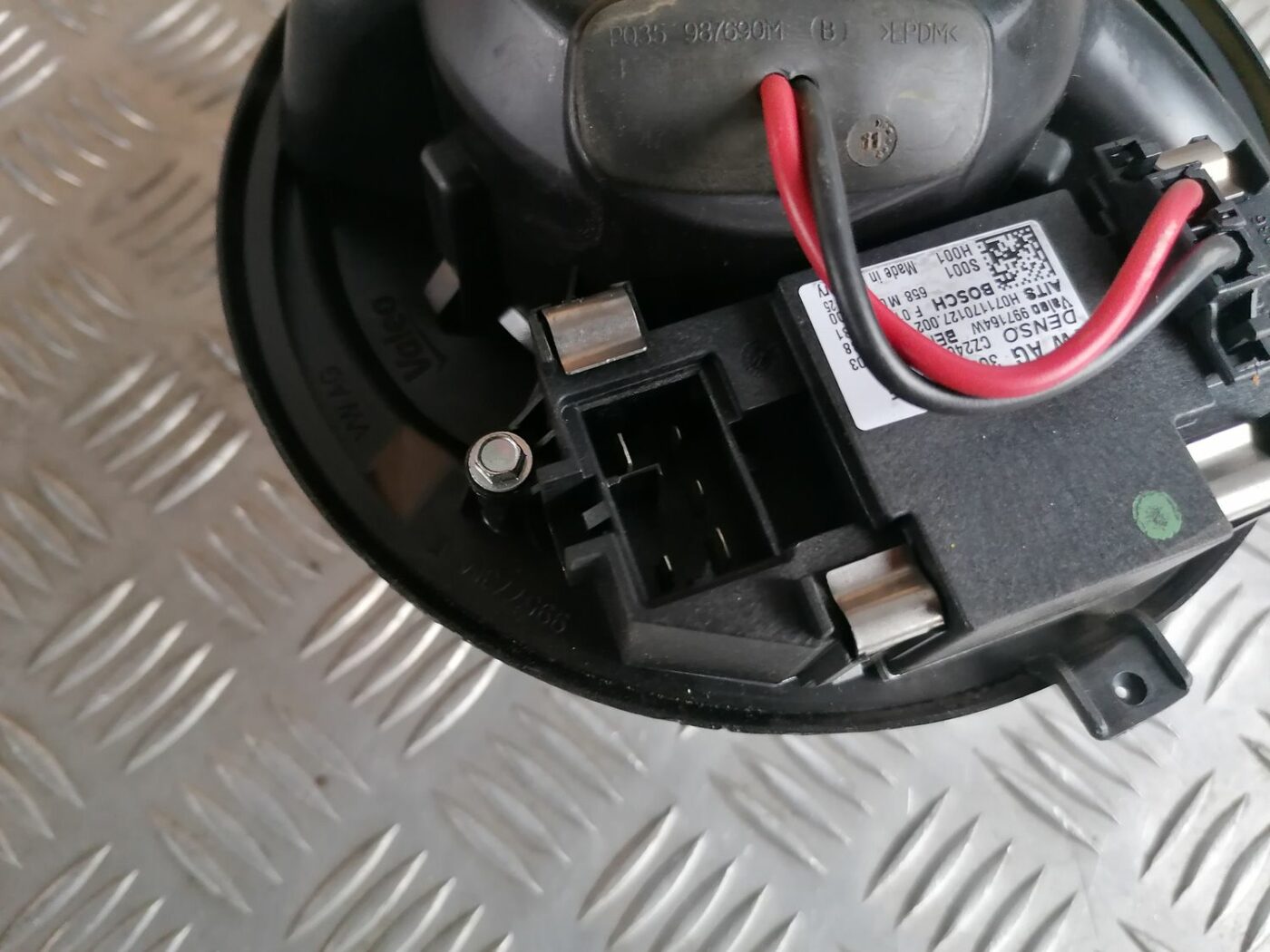 Salona ventilators priekš SKODA OCTAVIA 2012