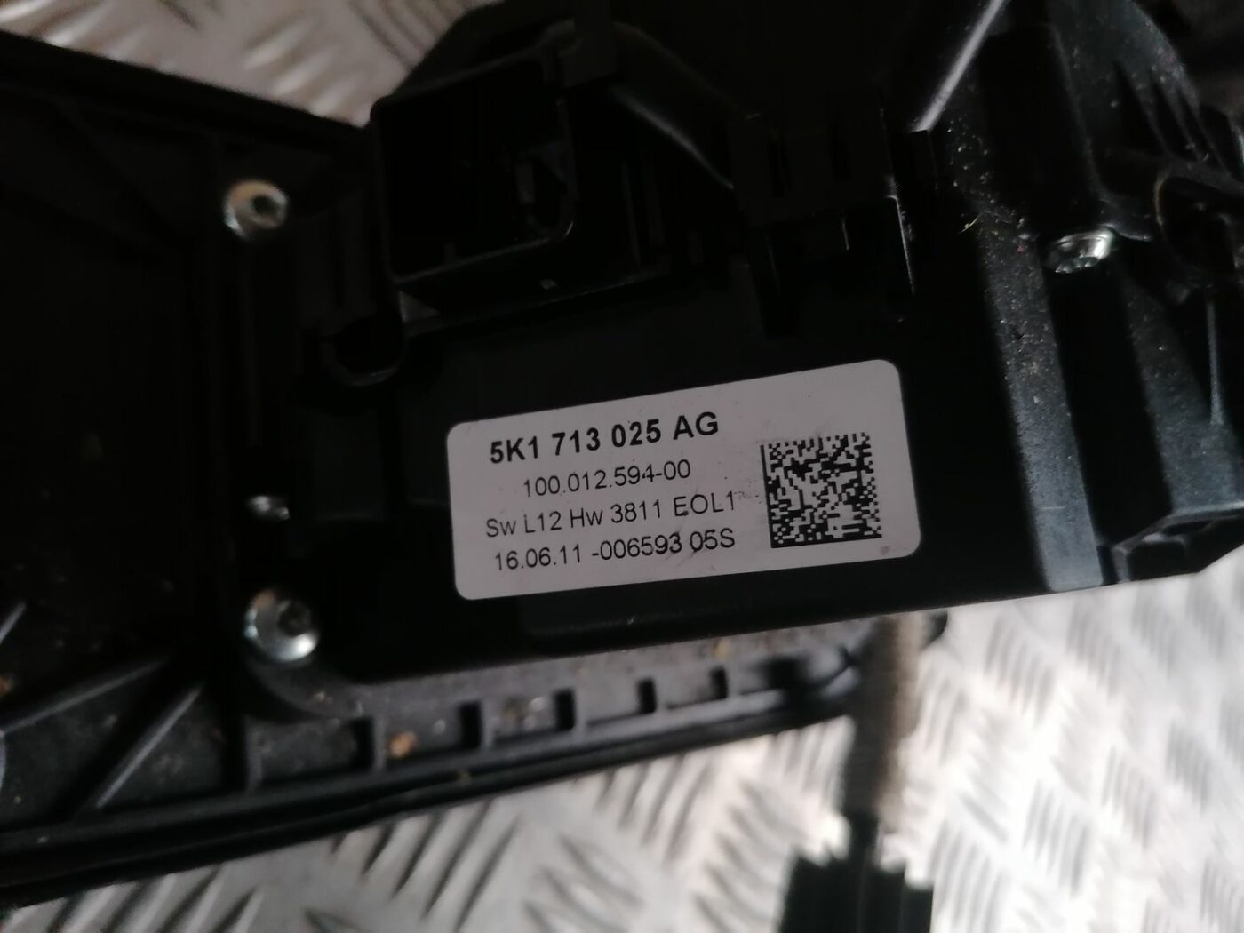 Ātrumu pārslēgšanas slēdzis priekš SKODA OCTAVIA 2012 7 Ātrumu pārslēgšanas slēdzis priekš SKODA OCTAVIA 2012