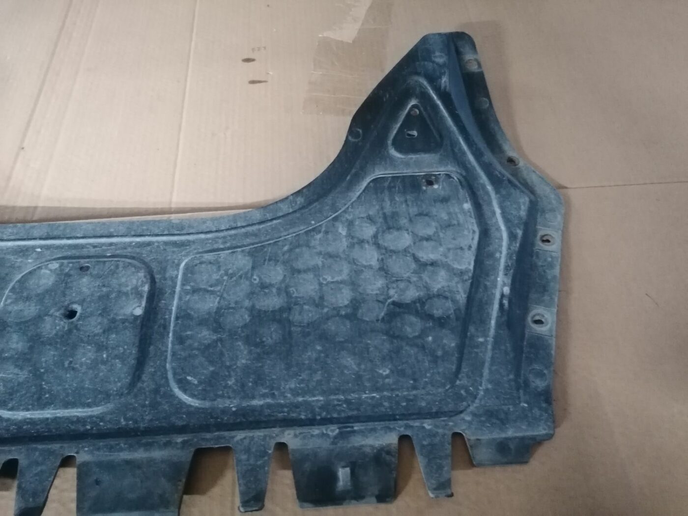 Dzinēja aizsargs priekš SKODA OCTAVIA 2012 6 Dzinēja aizsargs priekš SKODA OCTAVIA 2012