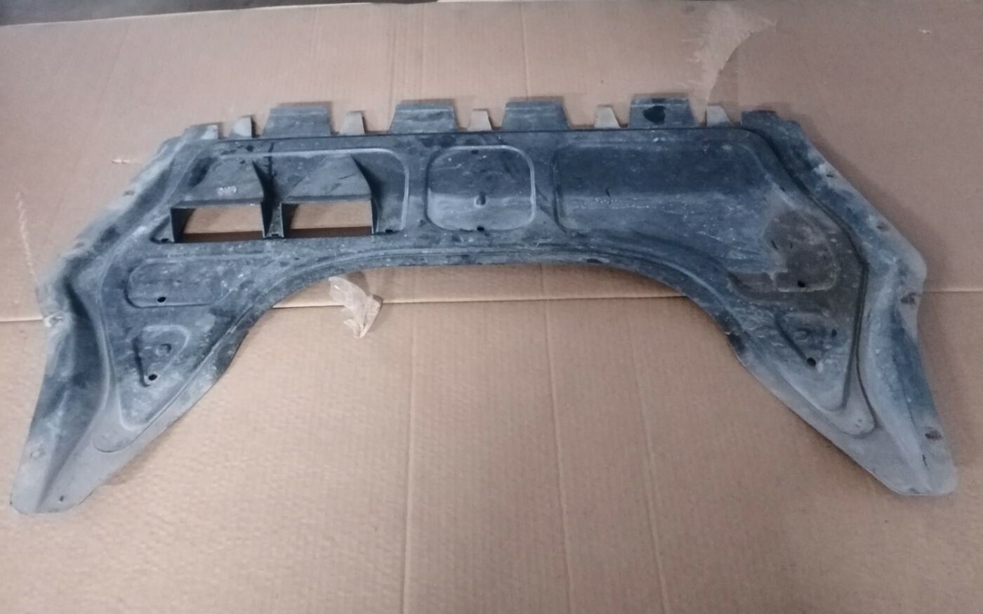 Dzinēja aizsargs priekš SKODA OCTAVIA 2012 4 Dzinēja aizsargs priekš SKODA OCTAVIA 2012