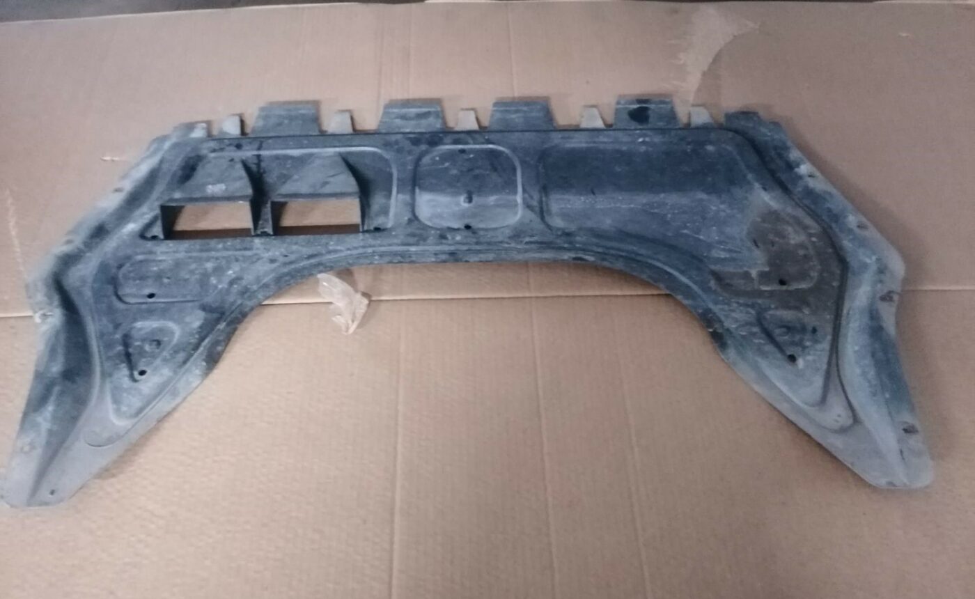 Dzinēja aizsargs priekš SKODA OCTAVIA 2012 3 Dzinēja aizsargs priekš SKODA OCTAVIA 2012