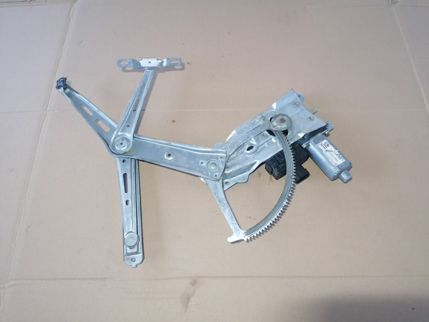 Stikla pacelšanas mehānisms priekšējais labais priekš OPEL ZAFIRA 2002 5 Stikla pacelšanas mehānisms priekšējais labais priekš OPEL ZAFIRA 2002