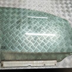 Priekšējo labo durvju stikls priekš OPEL ZAFIRA 2002