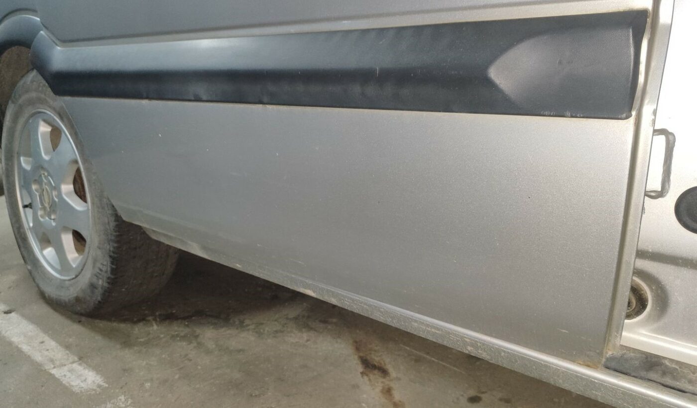 Aizmugurējās labās durvis priekš OPEL ZAFIRA 2002 2 Aizmugurējās labās durvis priekš OPEL ZAFIRA 2002