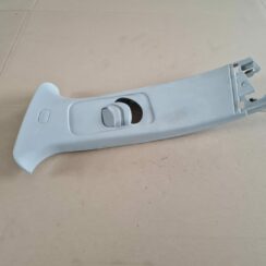 Vidējas salona statnes apdare priekš PEUGEOT 307 2003