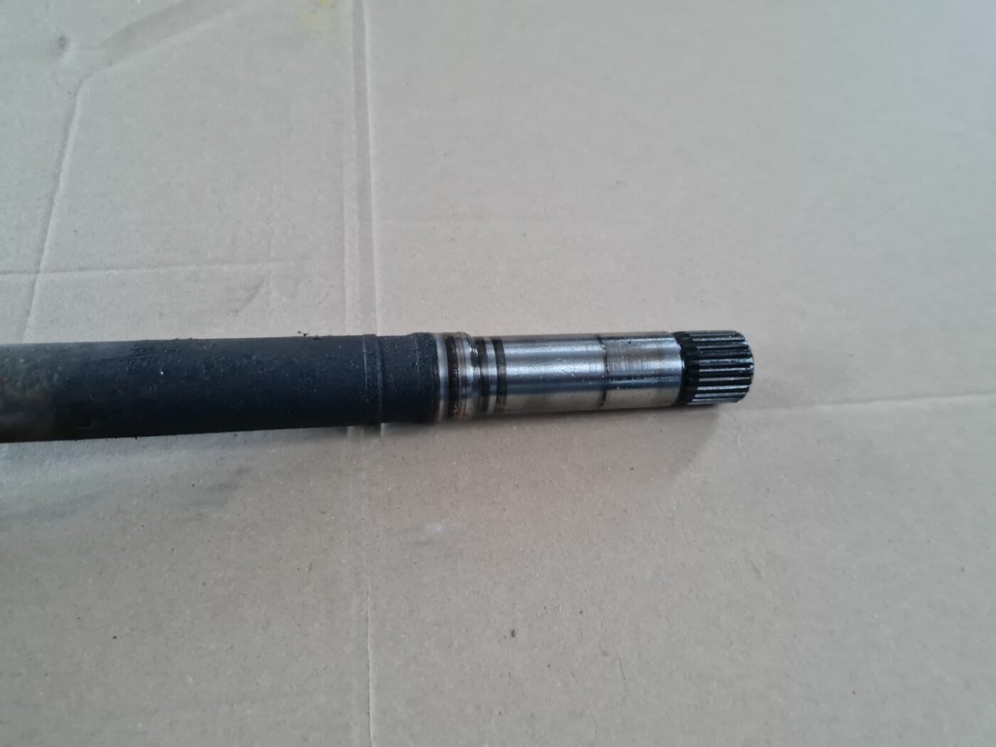 Pusass priekšēja labā priekš PEUGEOT 307 2003