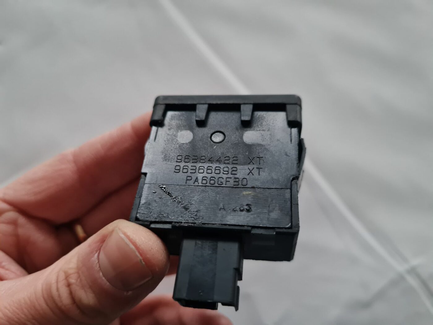 Lukturu augstuma regulēšanas poga priekš CITROEN C4 2006-2 3 Lukturu augstuma regulēšanas poga priekš CITROEN C4 2006-2