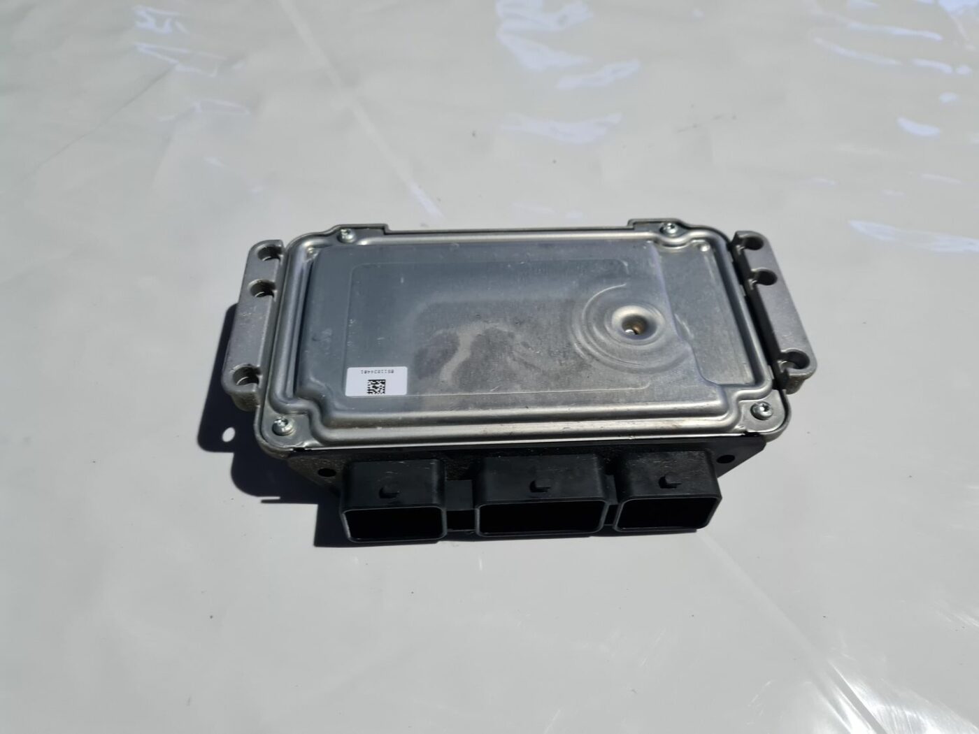 Dzinēja vadības bloks priekš CITROEN C4 2006-2 4 Dzinēja vadības bloks priekš CITROEN C4 2006-2