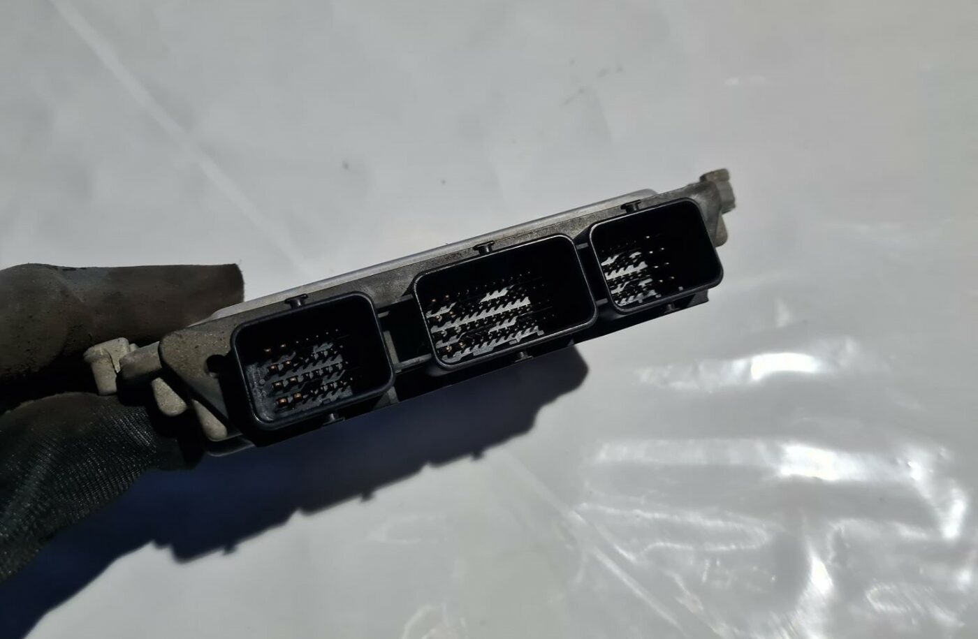 Dzinēja vadības bloks priekš CITROEN C4 2006-2 3 Dzinēja vadības bloks priekš CITROEN C4 2006-2