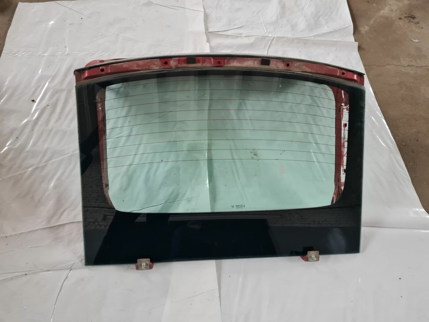 Bagāžnieka vāks priekš CITROEN C4 2006-2 4 Bagāžnieka vāks priekš CITROEN C4 2006-2