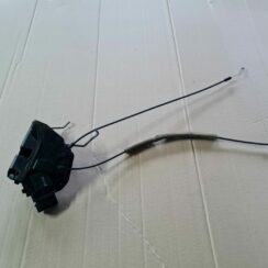 Priekšējo kreiso durvju slēdzene priekš MAZDA 3 2007