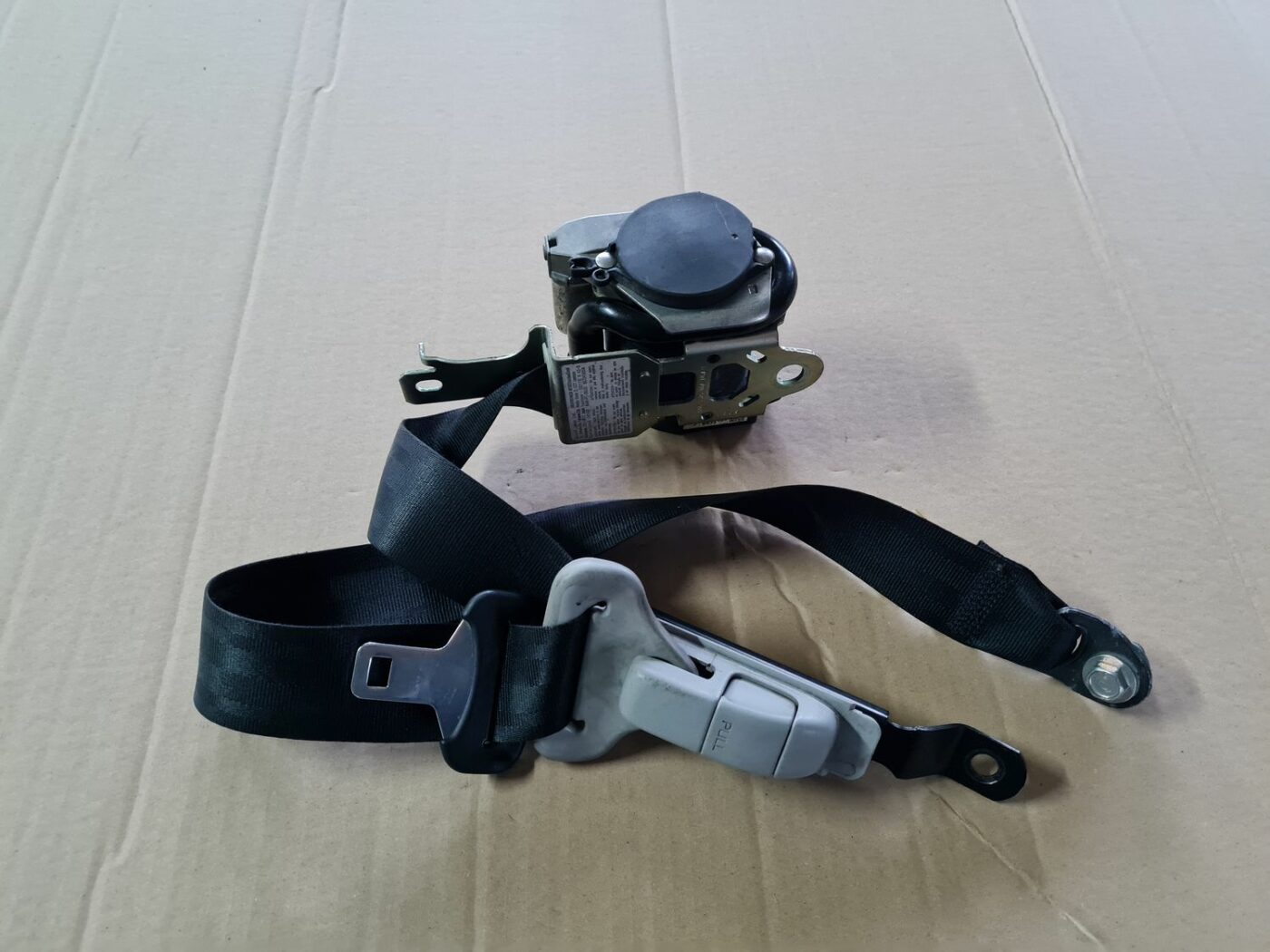 Priekšējā labā drošības josta priekš MAZDA 3 2007 3 Priekšējā labā drošības josta priekš MAZDA 3 2007