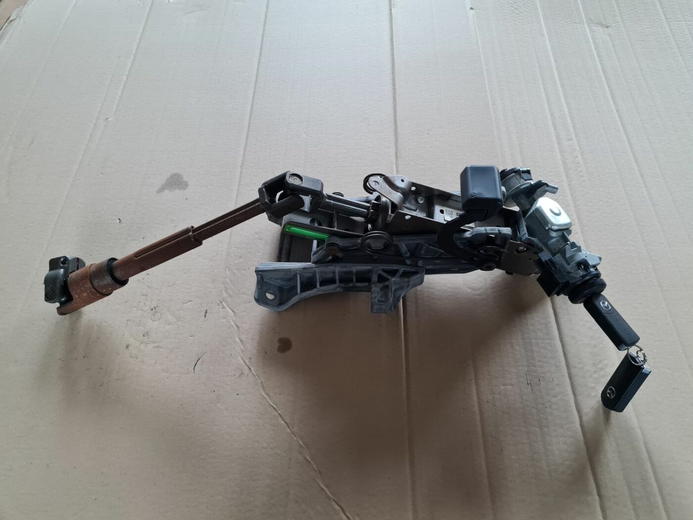 Stūres statne priekš MAZDA 3 2007 1 Stūres statne priekš MAZDA 3 2007