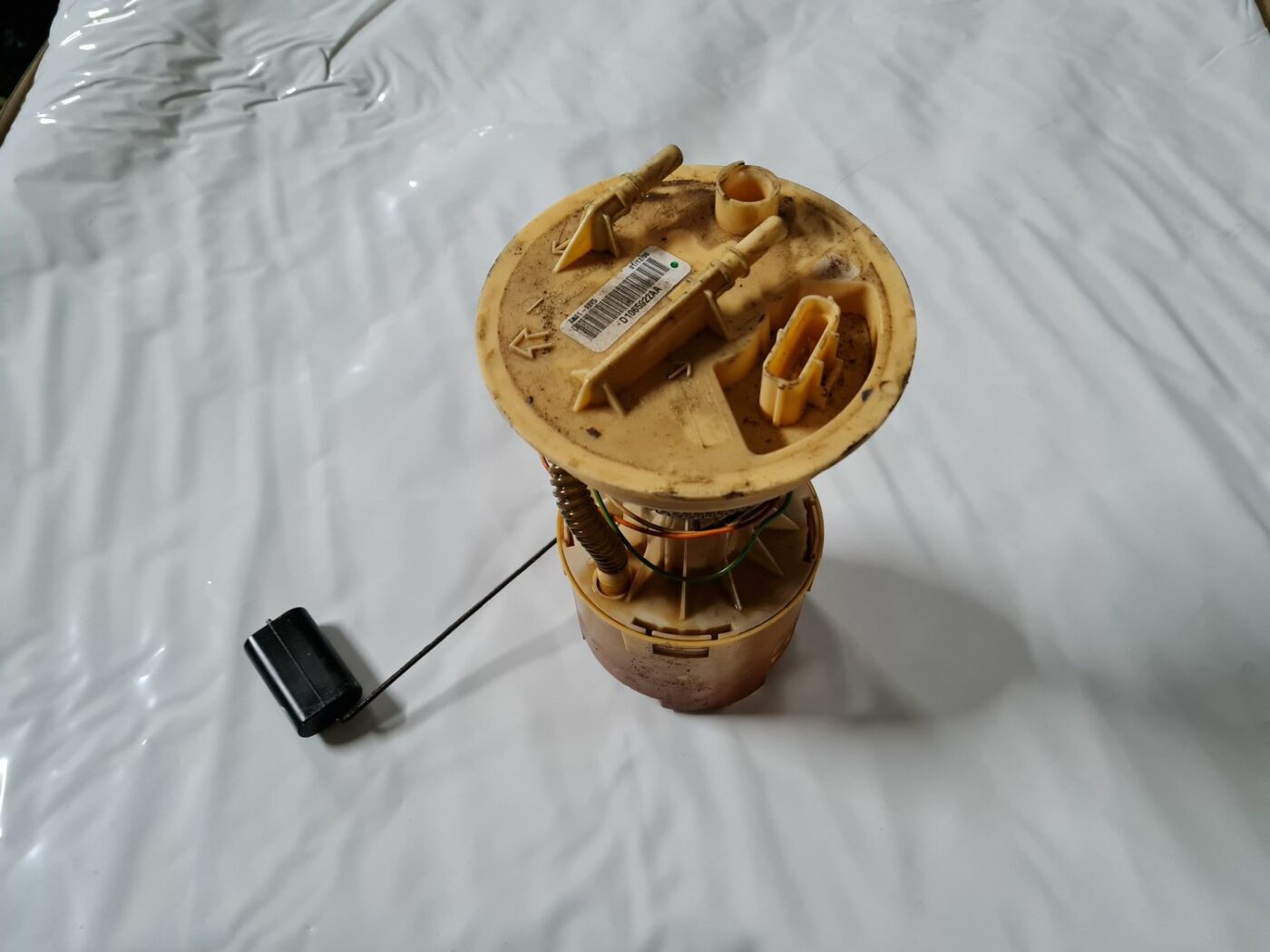 Degvielas tvertnes sūknis priekš MAZDA 3 2007 1 Degvielas tvertnes sūknis priekš MAZDA 3 2007