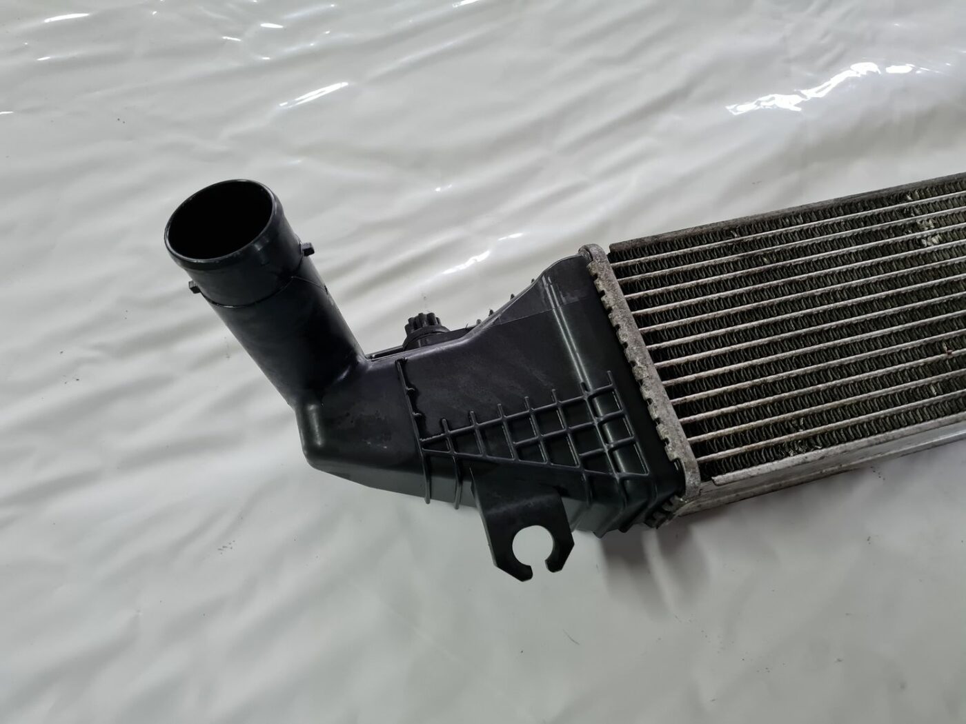 Interkūleris priekš MAZDA 3 2007 2 Interkūleris priekš MAZDA 3 2007