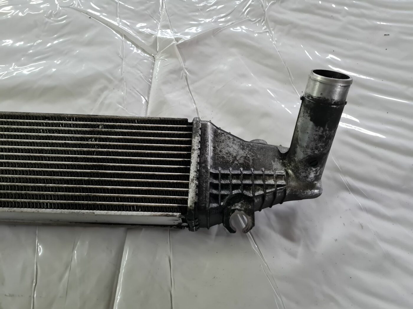 Interkūleris priekš MAZDA 3 2007 3 Interkūleris priekš MAZDA 3 2007