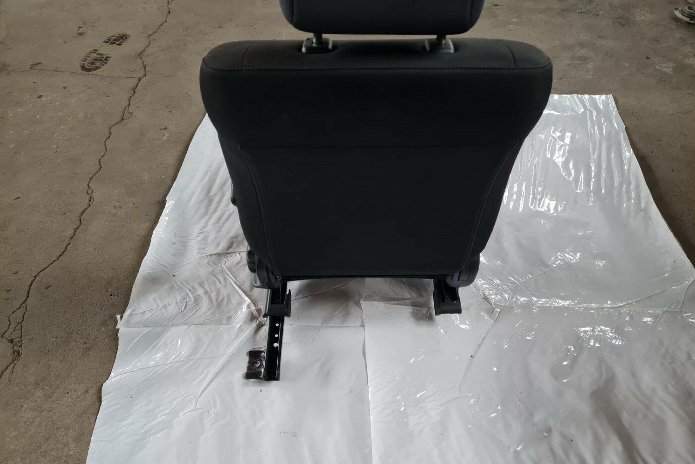 Priekšējais kreisais sēdeklis priekš MAZDA 3 2007 4 Priekšējais kreisais sēdeklis priekš MAZDA 3 2007