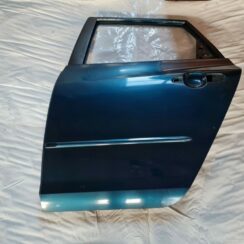 Aizmugurējās kreisās durvis priekš MAZDA 3 2007