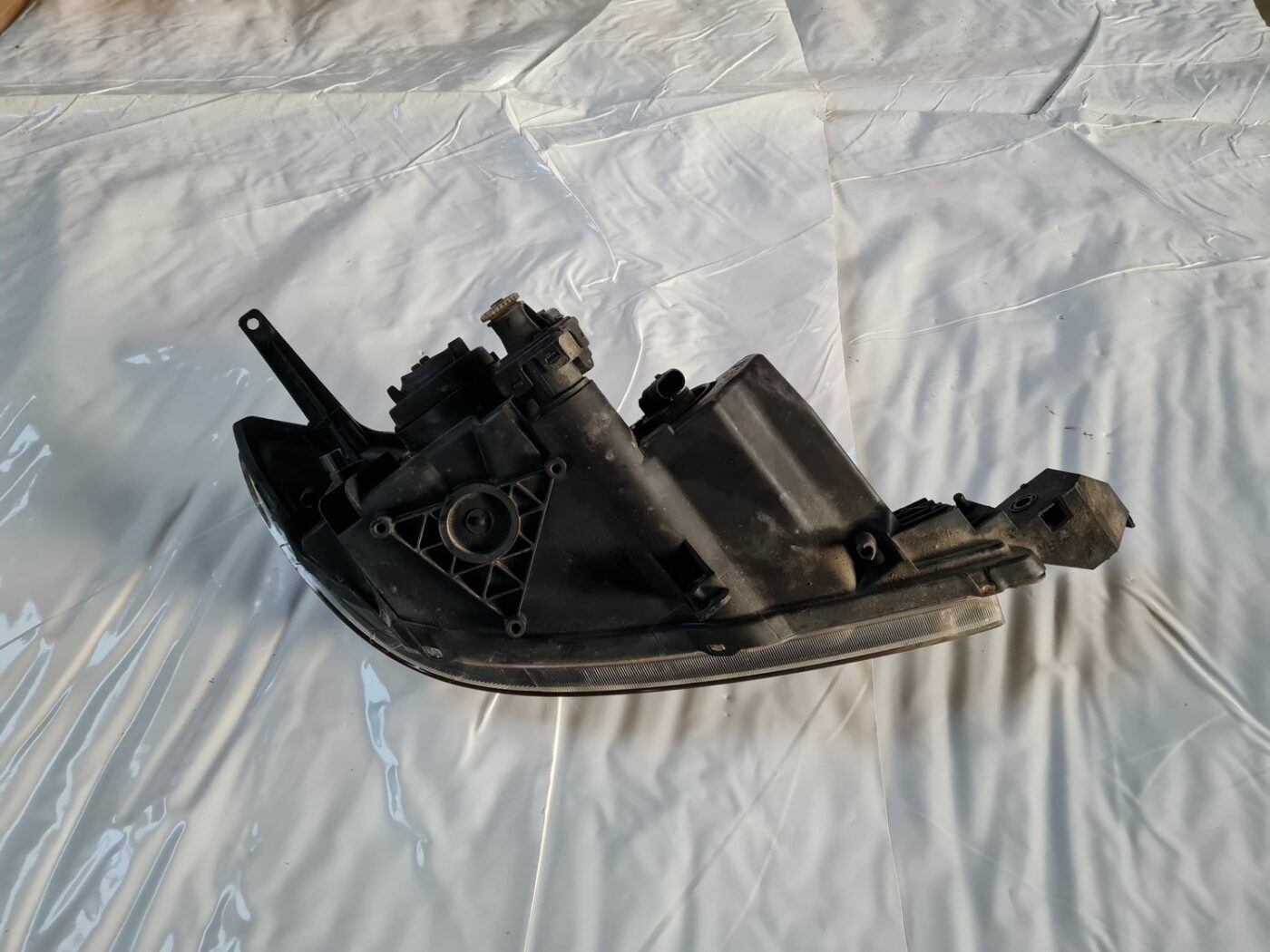 Priekšējais kreisais lukturis priekš MAZDA 3 2007 3 Priekšējais kreisais lukturis priekš MAZDA 3 2007