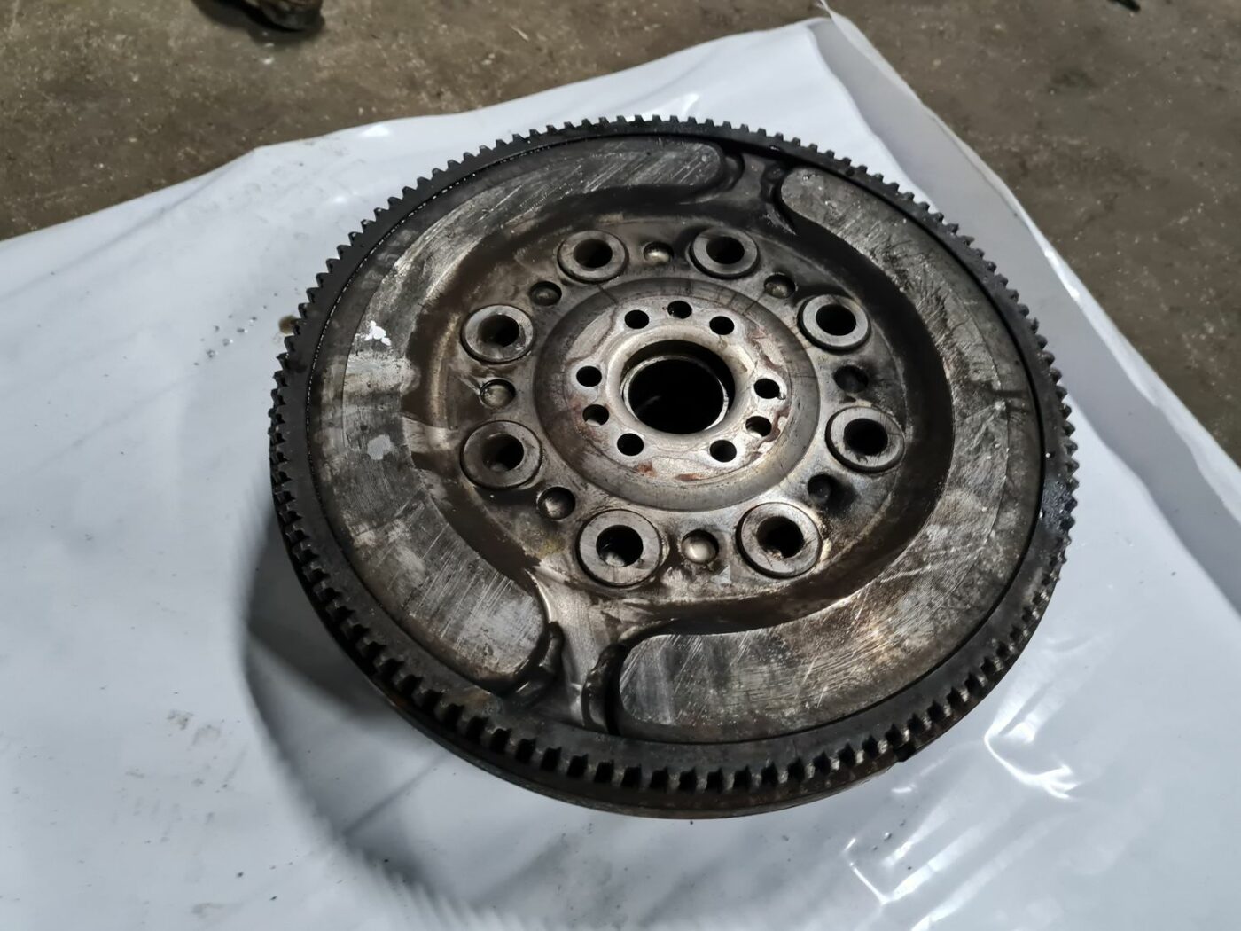 Sajūga komplekts priekš MAZDA 3 2007 4 Sajūga komplekts priekš MAZDA 3 2007