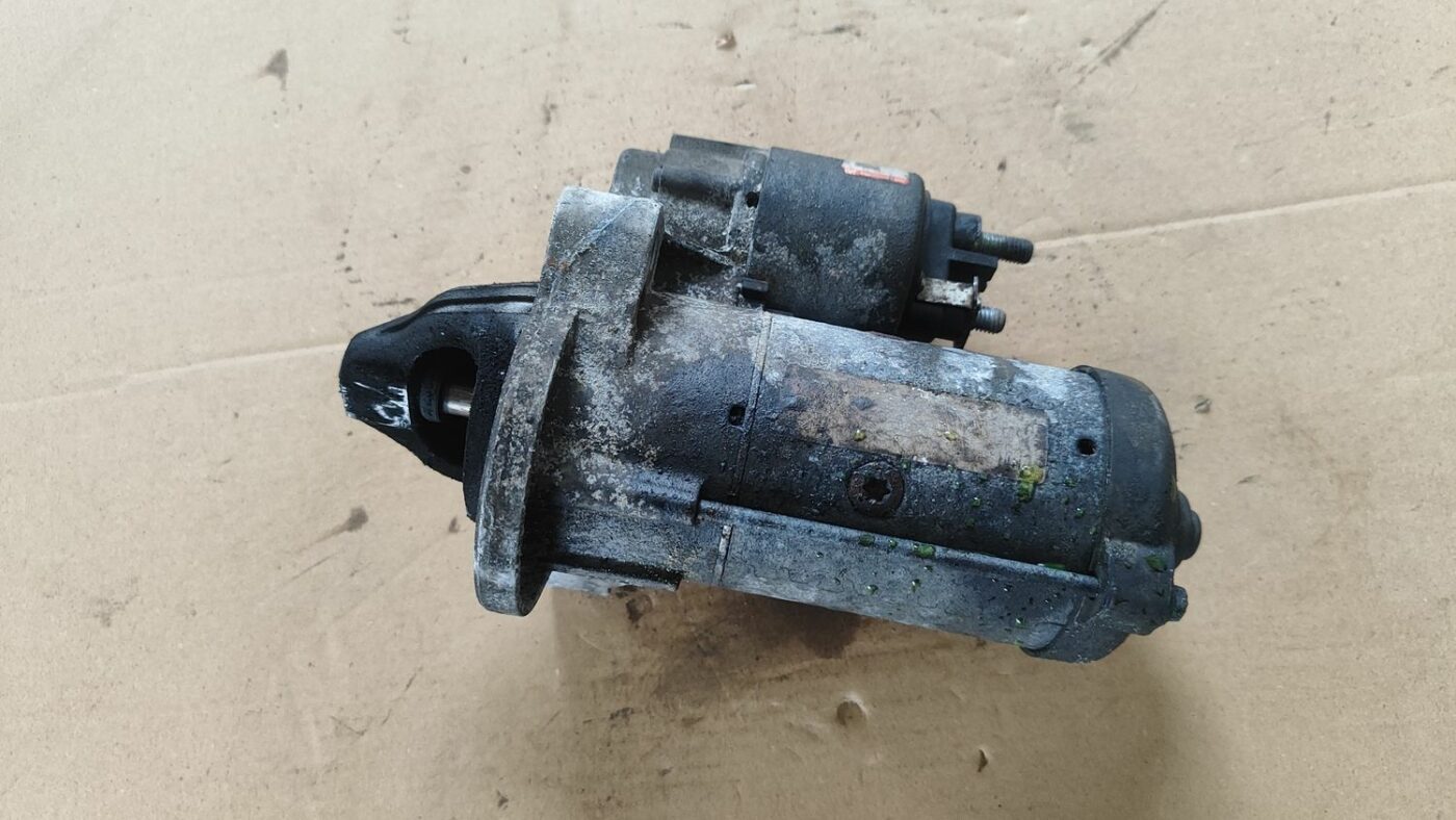 Starteris priekš FORD FOCUS 2016 UNIVERSAL 4 Starteris priekš FORD FOCUS 2016 UNIVERSAL