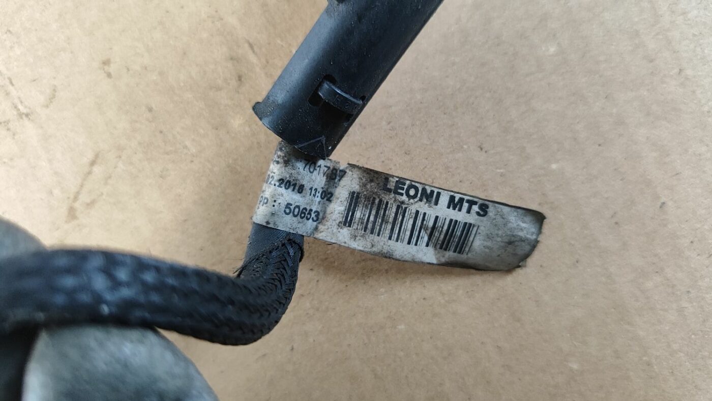 Kvēlsveču vadi priekš FORD FOCUS 2016 UNIVERSAL