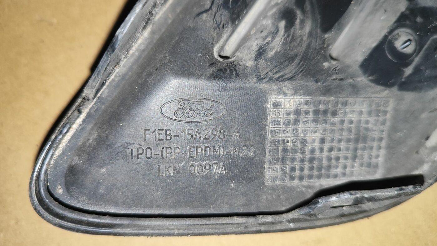 Miglas luktura reste, pa kreisi priekš FORD FOCUS 2016 UNIVERSAL