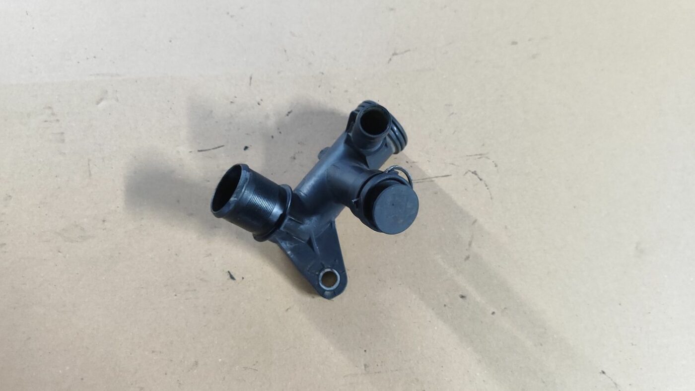 Dzesēšanas caurule priekš FORD FOCUS 2016 UNIVERSAL 1 Dzesēšanas caurule priekš FORD FOCUS 2016 UNIVERSAL