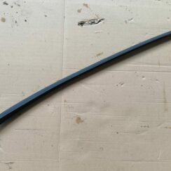 Vējstikla moldings priekš FORD FOCUS 2016 UNIVERSAL